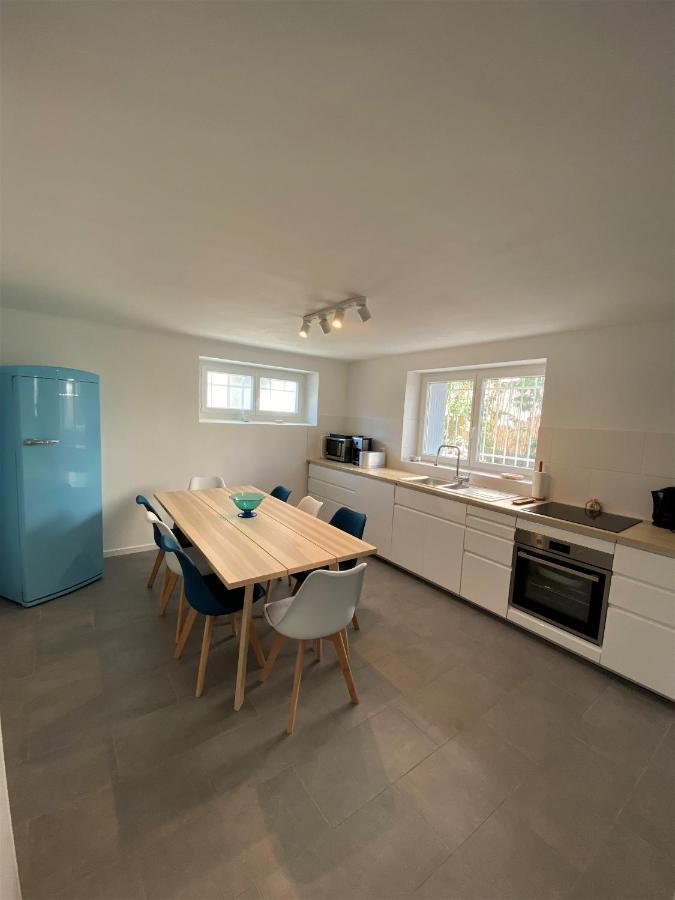 Appartement Rez De Villa Proche Port Et Plages De Sanary Eksteriør bilde