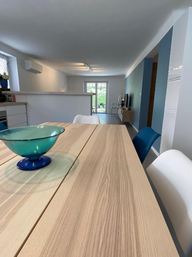 Appartement Rez De Villa Proche Port Et Plages De Sanary Eksteriør bilde