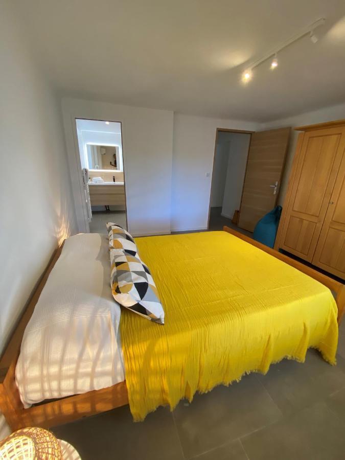 Appartement Rez De Villa Proche Port Et Plages De Sanary Eksteriør bilde