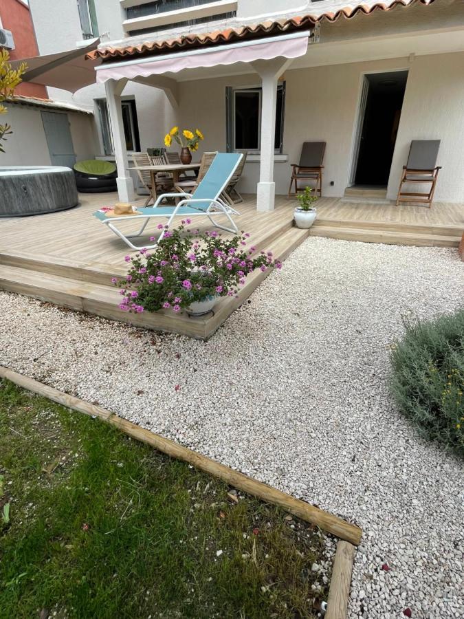 Appartement Rez De Villa Proche Port Et Plages De Sanary Eksteriør bilde